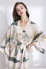 Pyjama kimono effet satin de soie fleuri - Vignette | Sleepizz