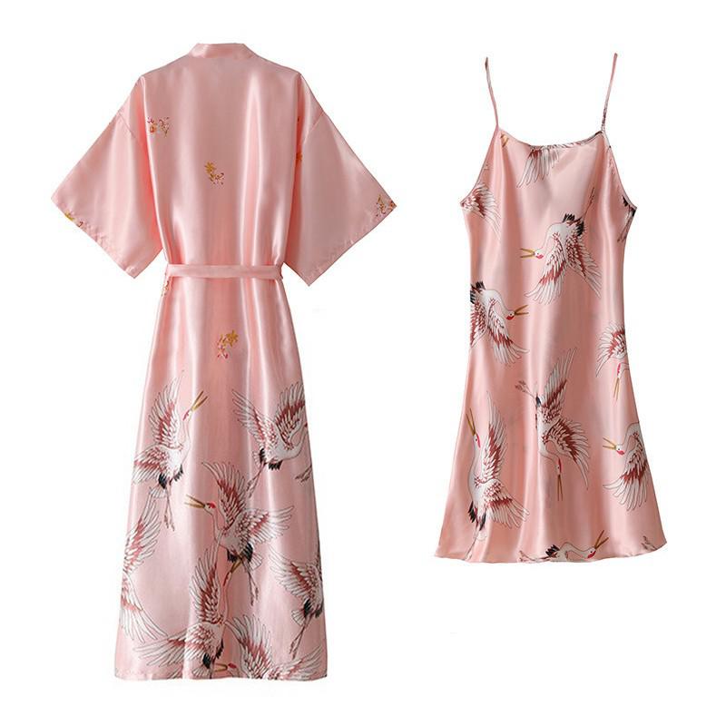 ensemble pyjama nuisette et robe de chambre longue rose